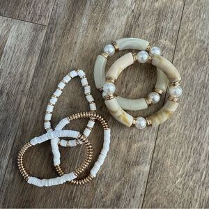 NWT! Bracelet Set Stretchy Stone, White Shell and Gold Beaded Bracelets